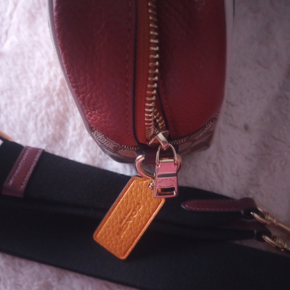 Coach Signature Crossbody Bag with Orange Accent - Picture 4 of 9